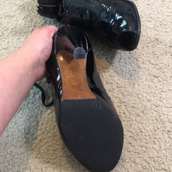 ⚡️FINAL PRICE⚡️Moschino Cheap and Chic Vintage Heels Fran Drescher on The Nanny - Picture 11 of 16